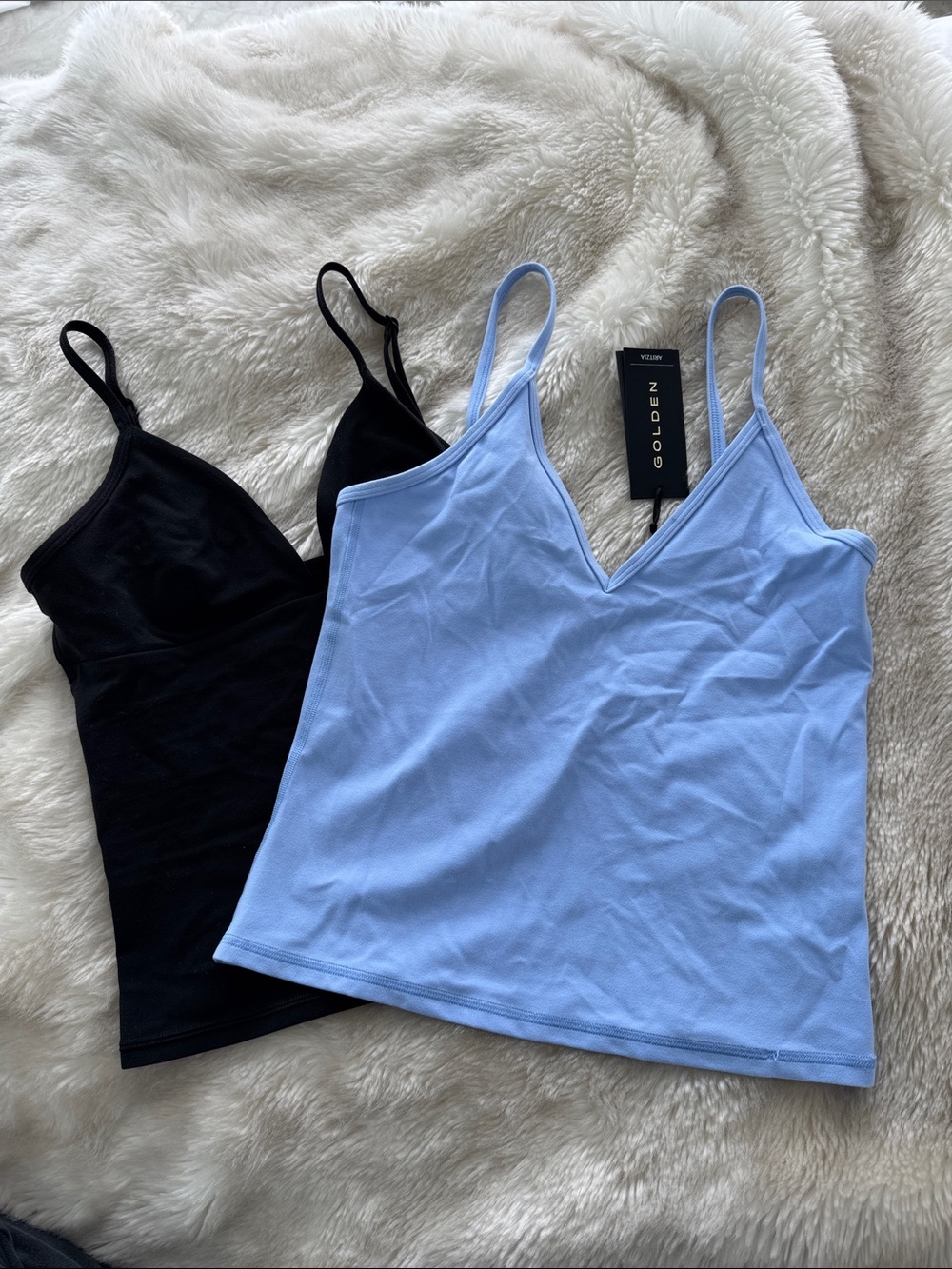 Aritzia athletic tank top - Picture 3 of 4